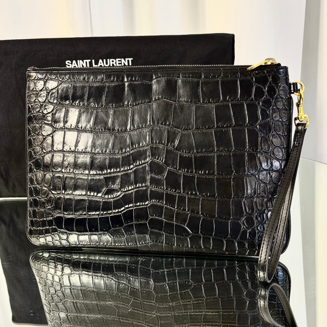 입생로랑 크로커다일 블랙 골드 클러치백  상품이미지4