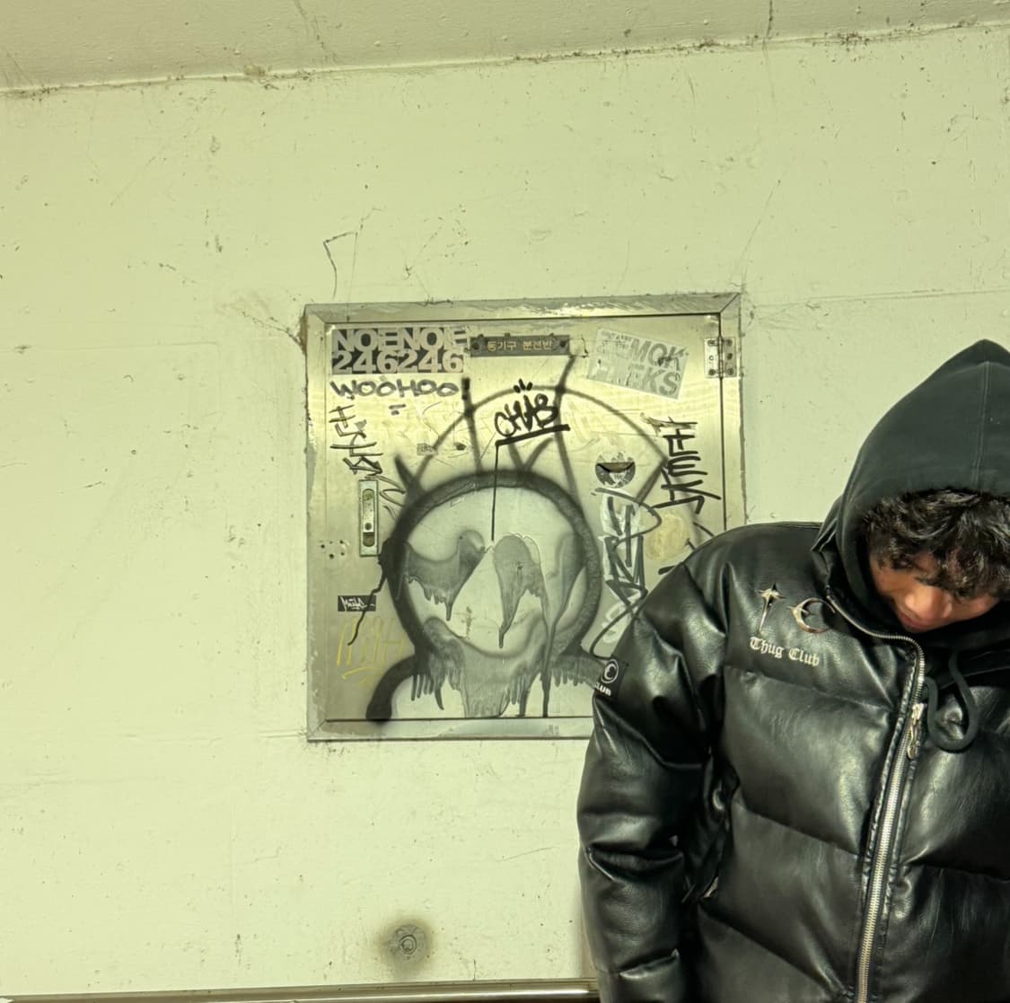 떠그클럽 레더 패딩 상품이미지2