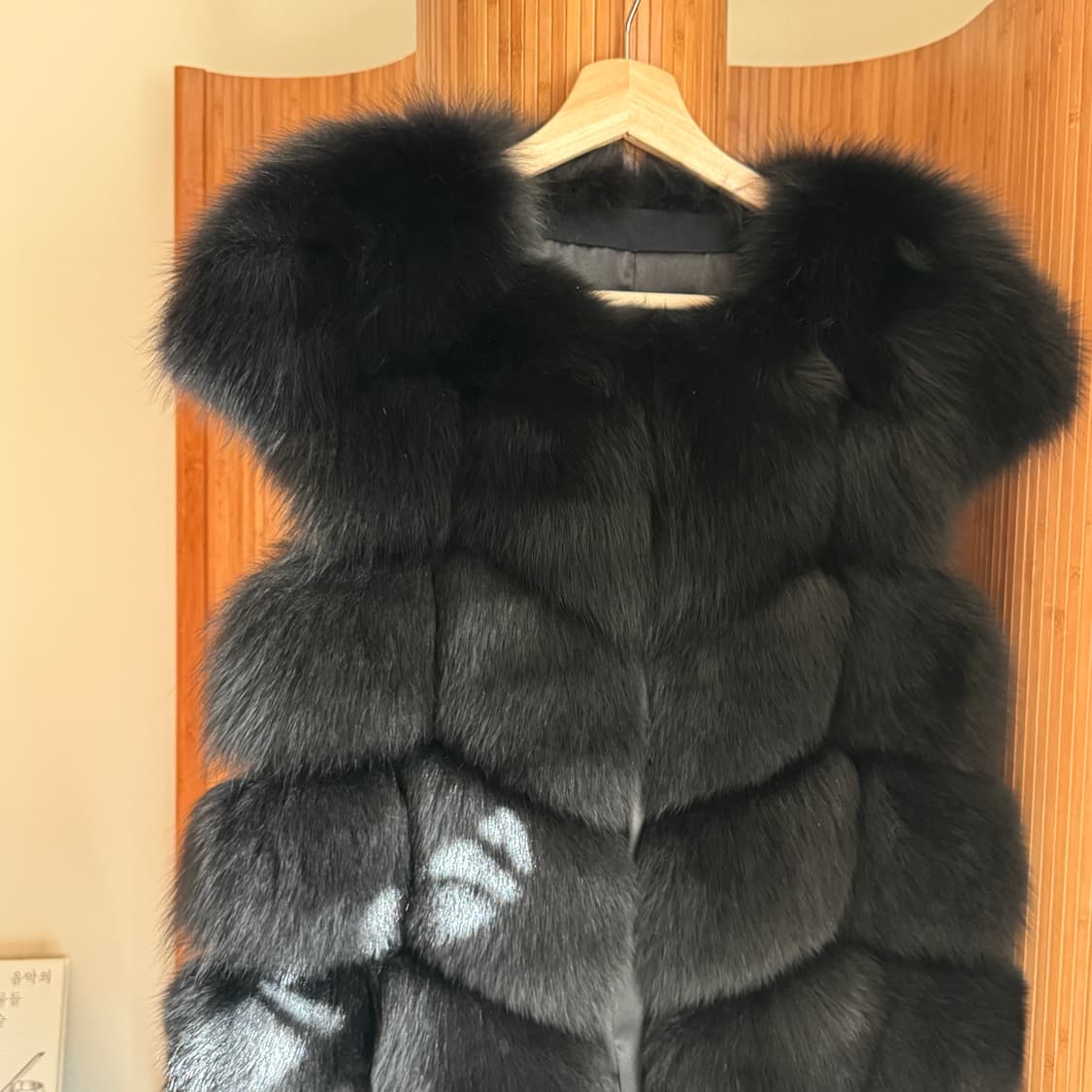 사가 폭스 반팔 퍼 자켓  상품이미지3