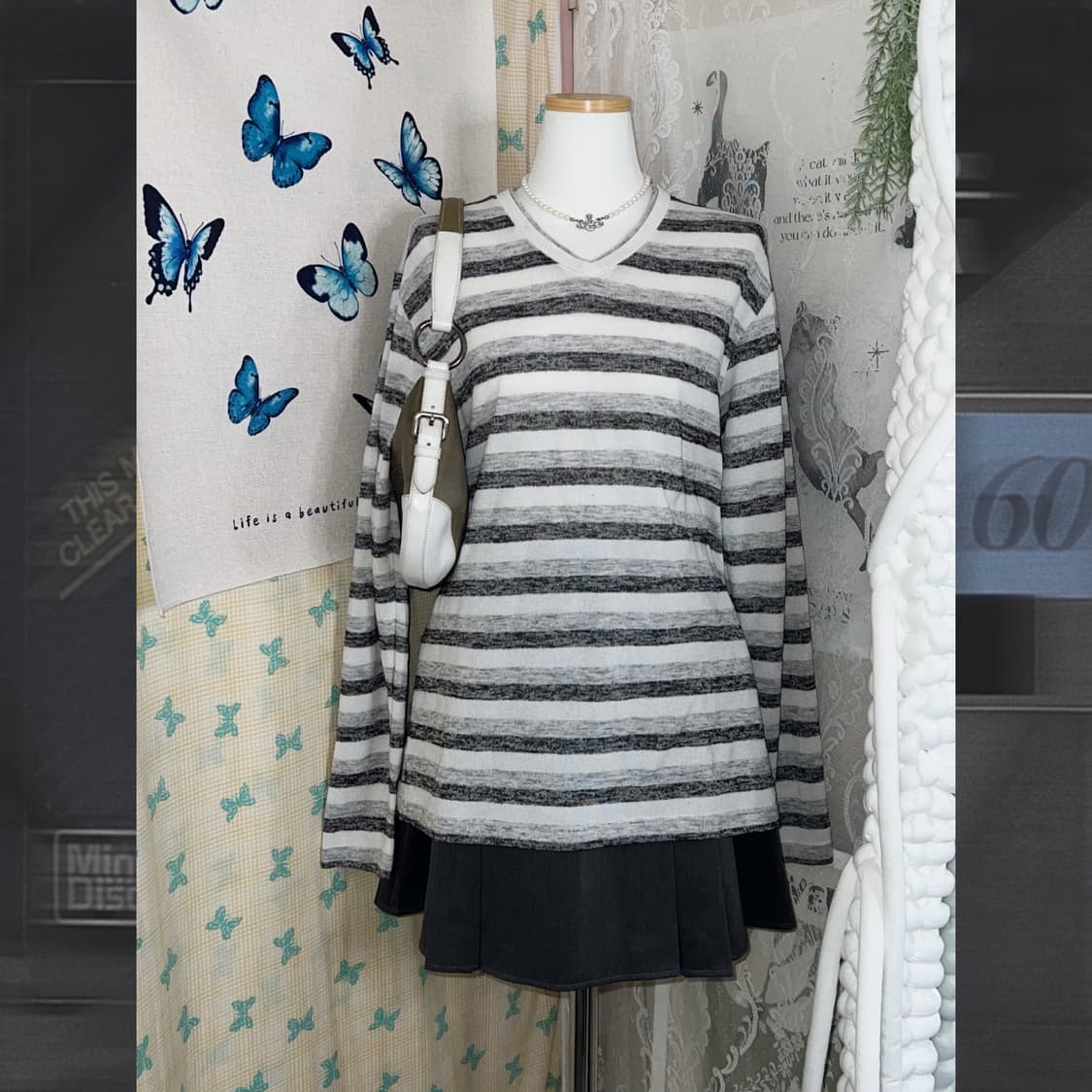 그레이 스트라이프 레이어드 티셔츠 상품이미지3