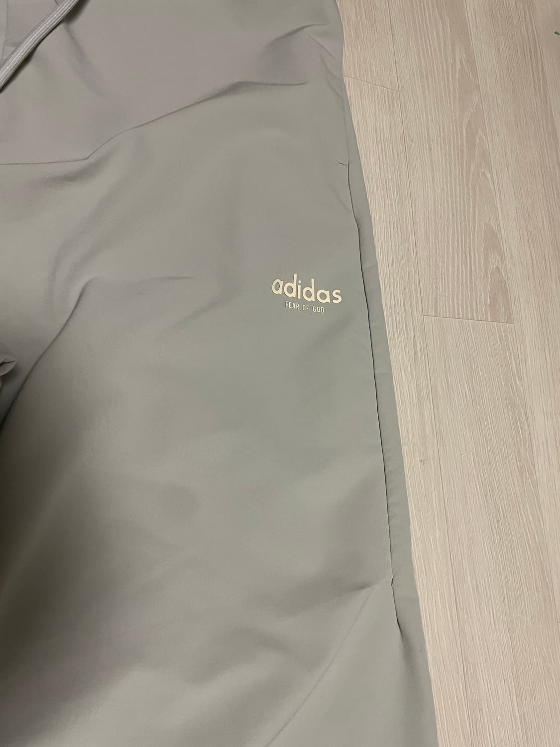 아디다스 x 피어 오브 갓 애슬레틱스 팬츠 상품이미지4