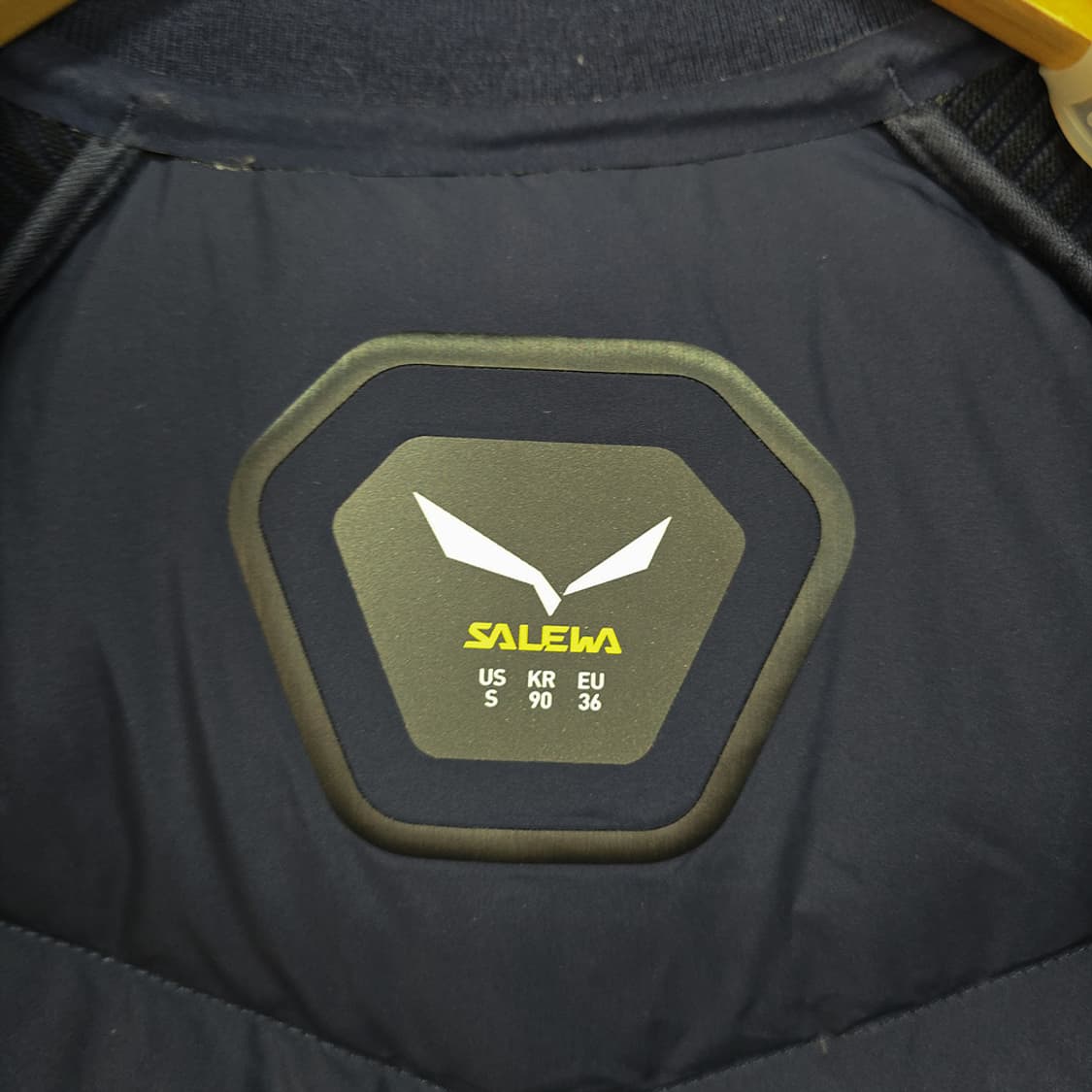 살레와(SALEWA) 하이브리드 경량패딩 집업 90 상품이미지7