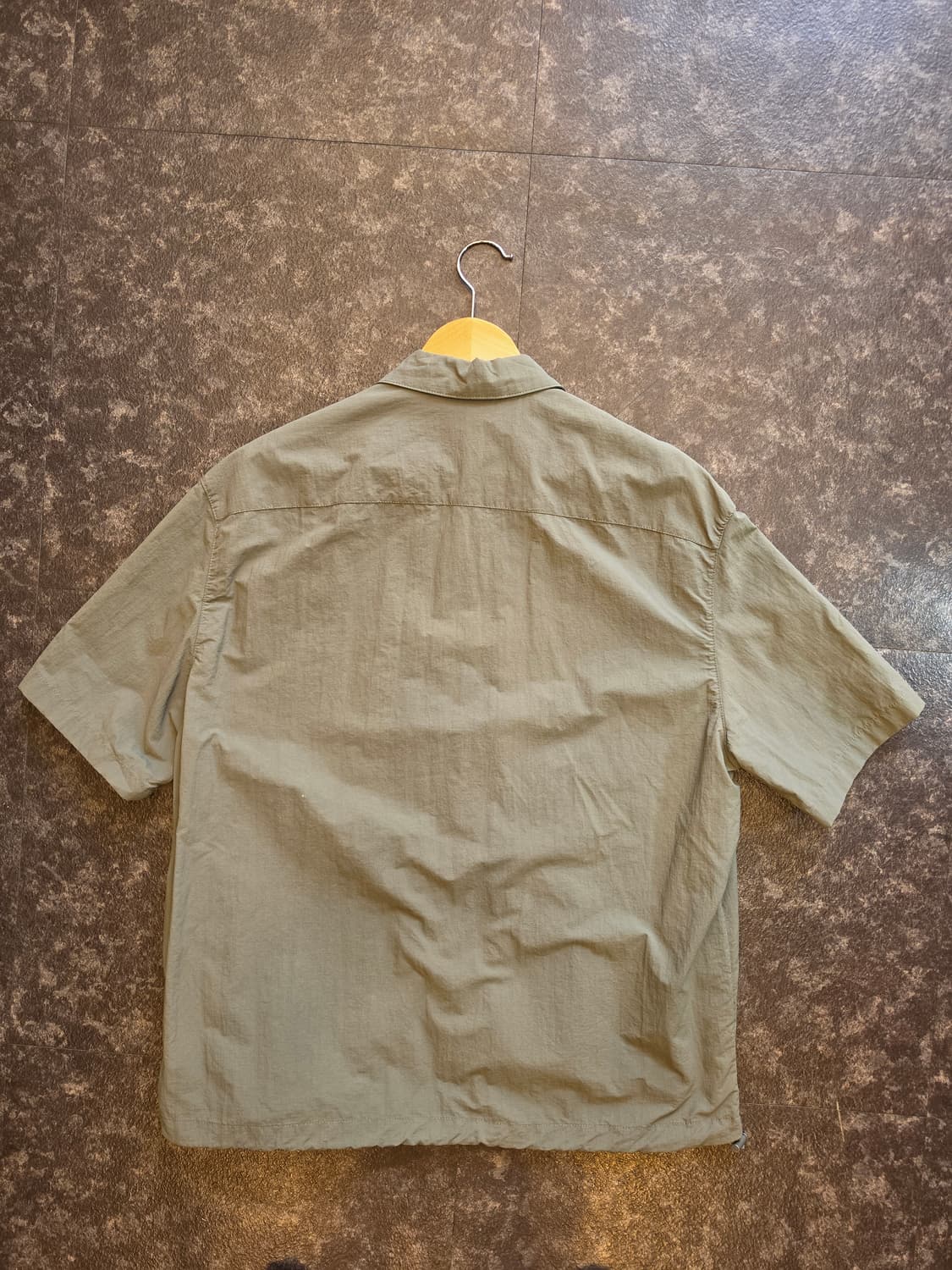 자라[ZARA] 카키 반팔 셔츠 - M 상품이미지8