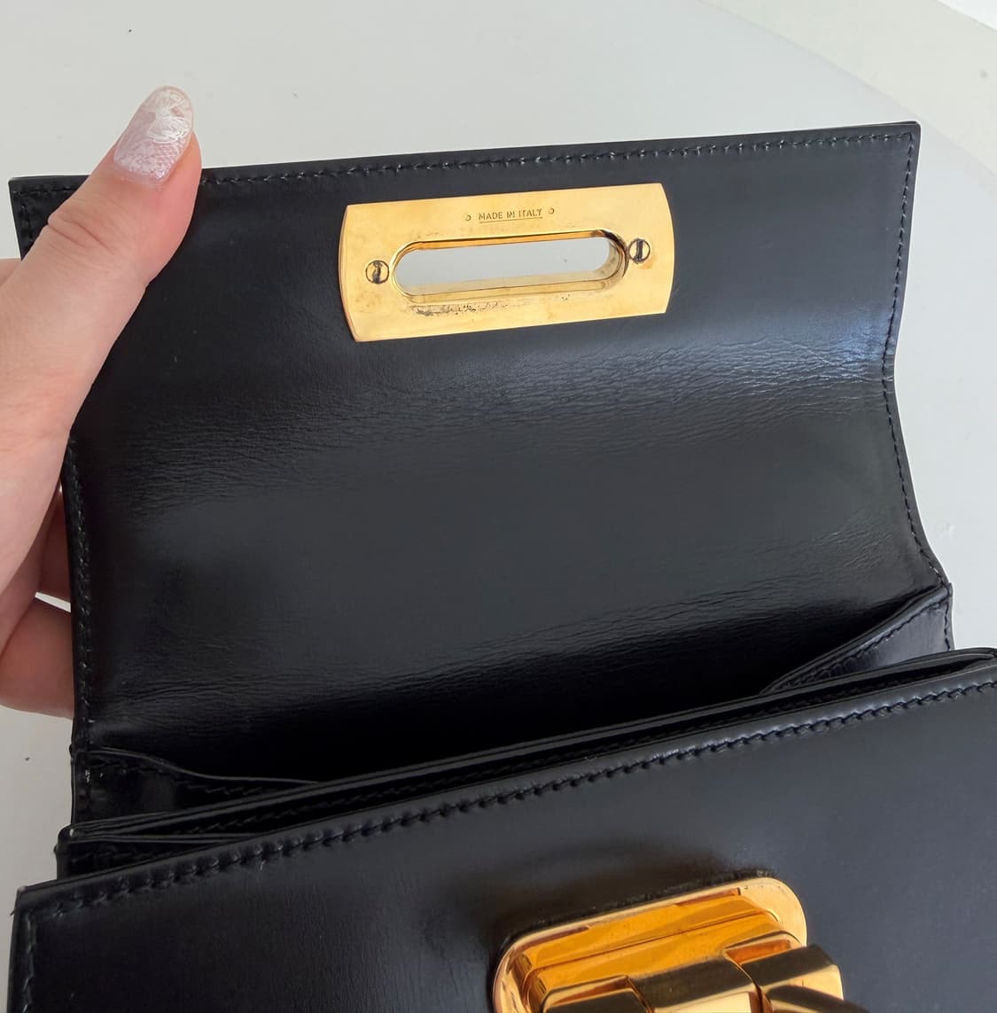 [Ferragamo] Iconic Top Handle Bag Small 상품이미지6