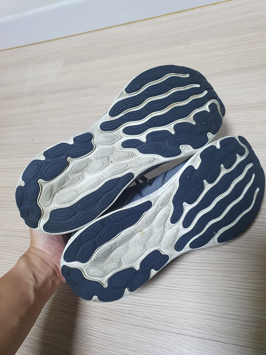 뉴발란스 680 v8 프레쉬폼 운동화 그레이 265 상품이미지8