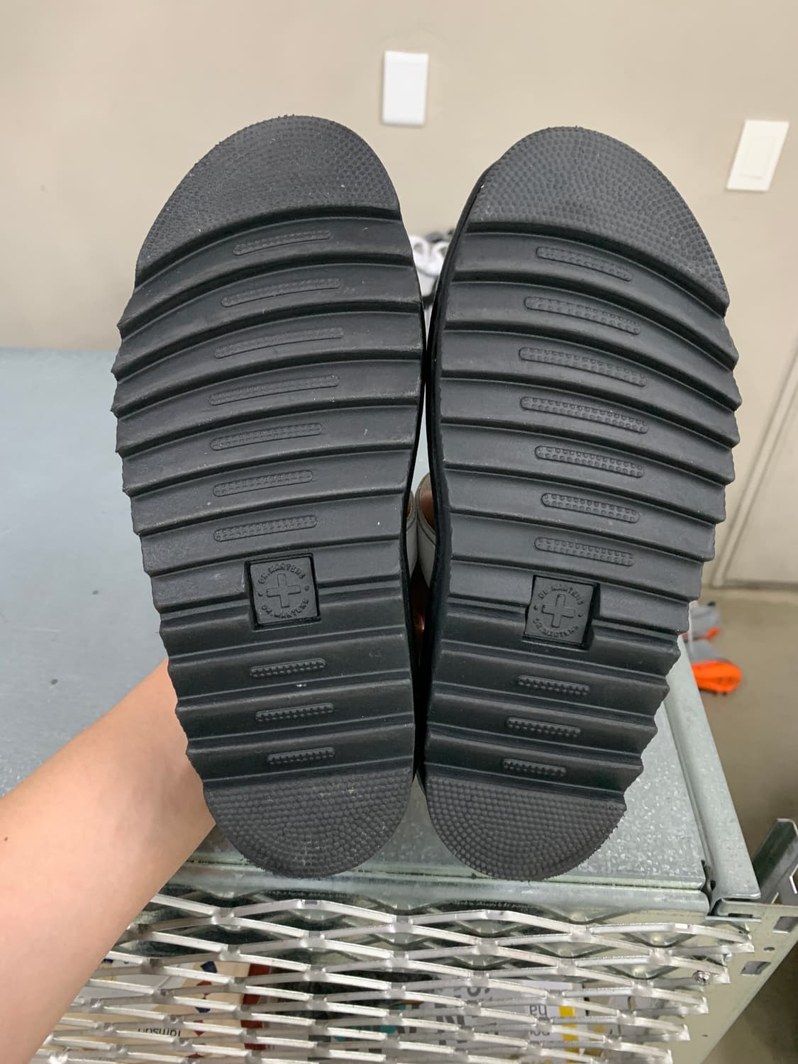 닥터마틴 블레어 슬라이드 UK5(240) (Gr-3345) 상품이미지3