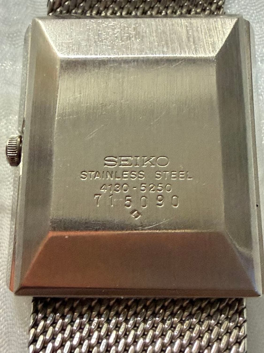 세이코 샤리오 스퀘어 쿼츠 시계 상품이미지4