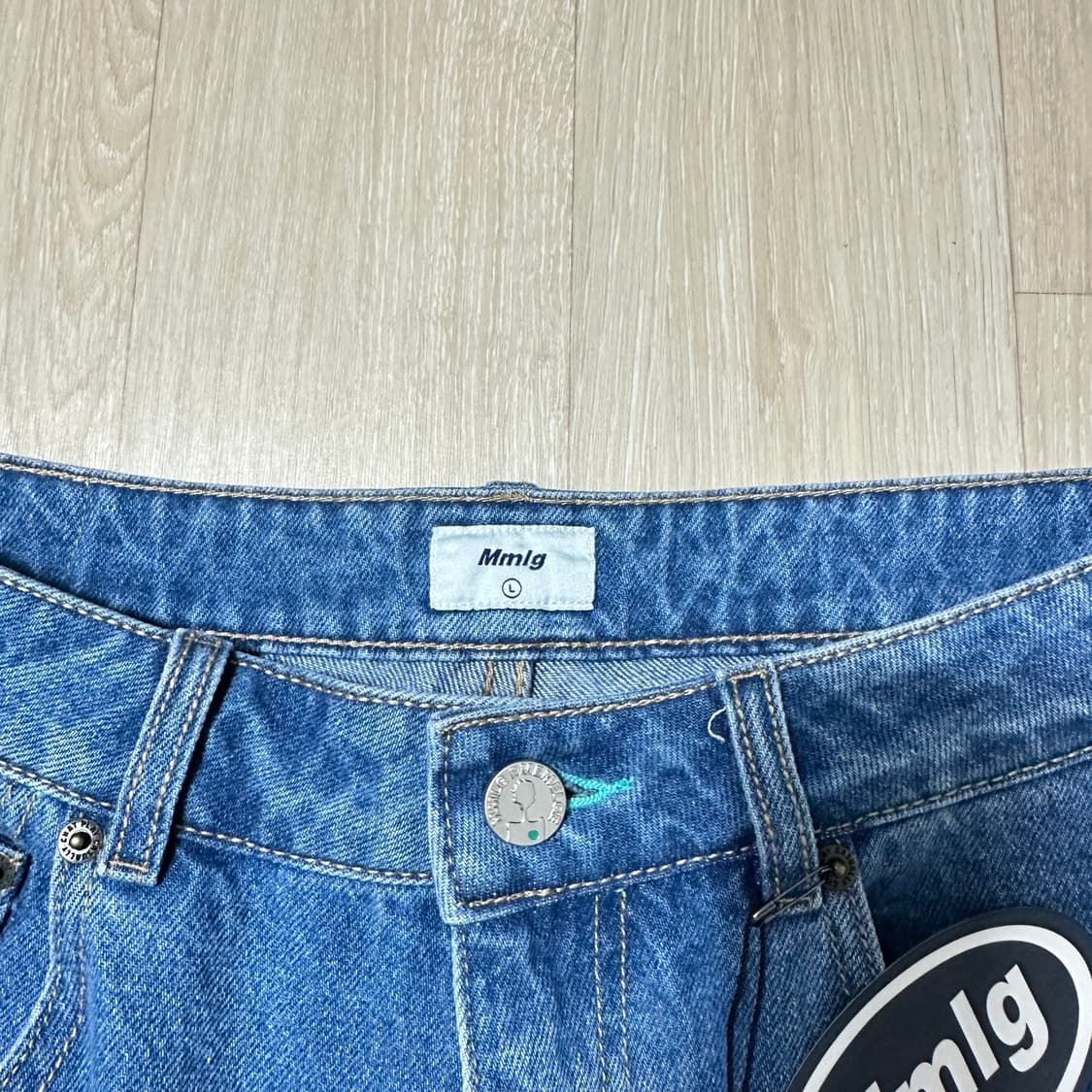새상품 L MMLG 엠엠엘지 데님 버뮤다팬츠 미드블루 상품이미지3