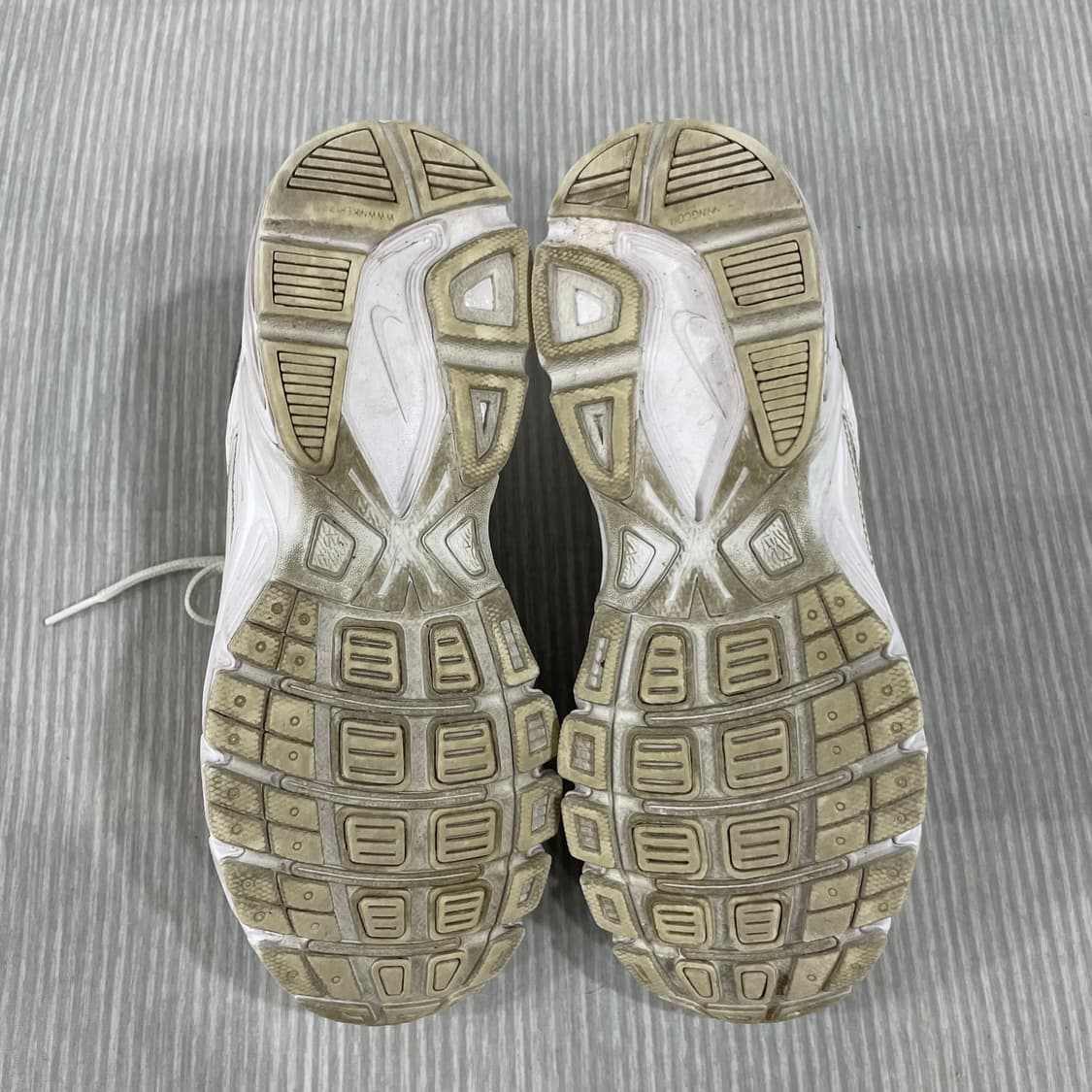 587) 나이키 이니시에이터 운동화 240mm 상품이미지7