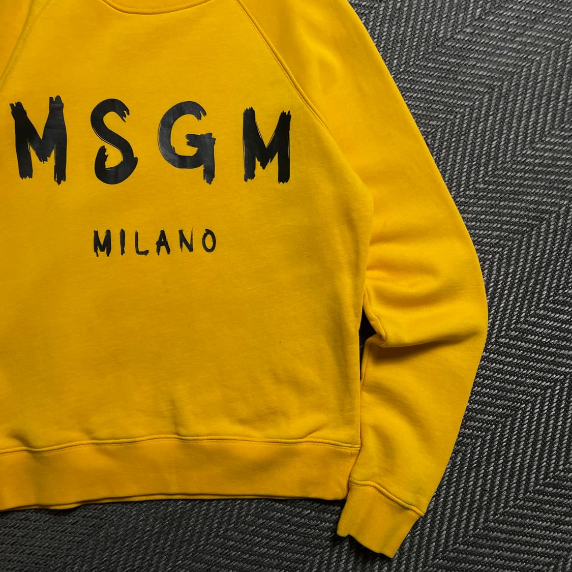 MSGM 빅로고 밀라노 크루넥 긴팔 티셔츠y 6049 상품이미지3