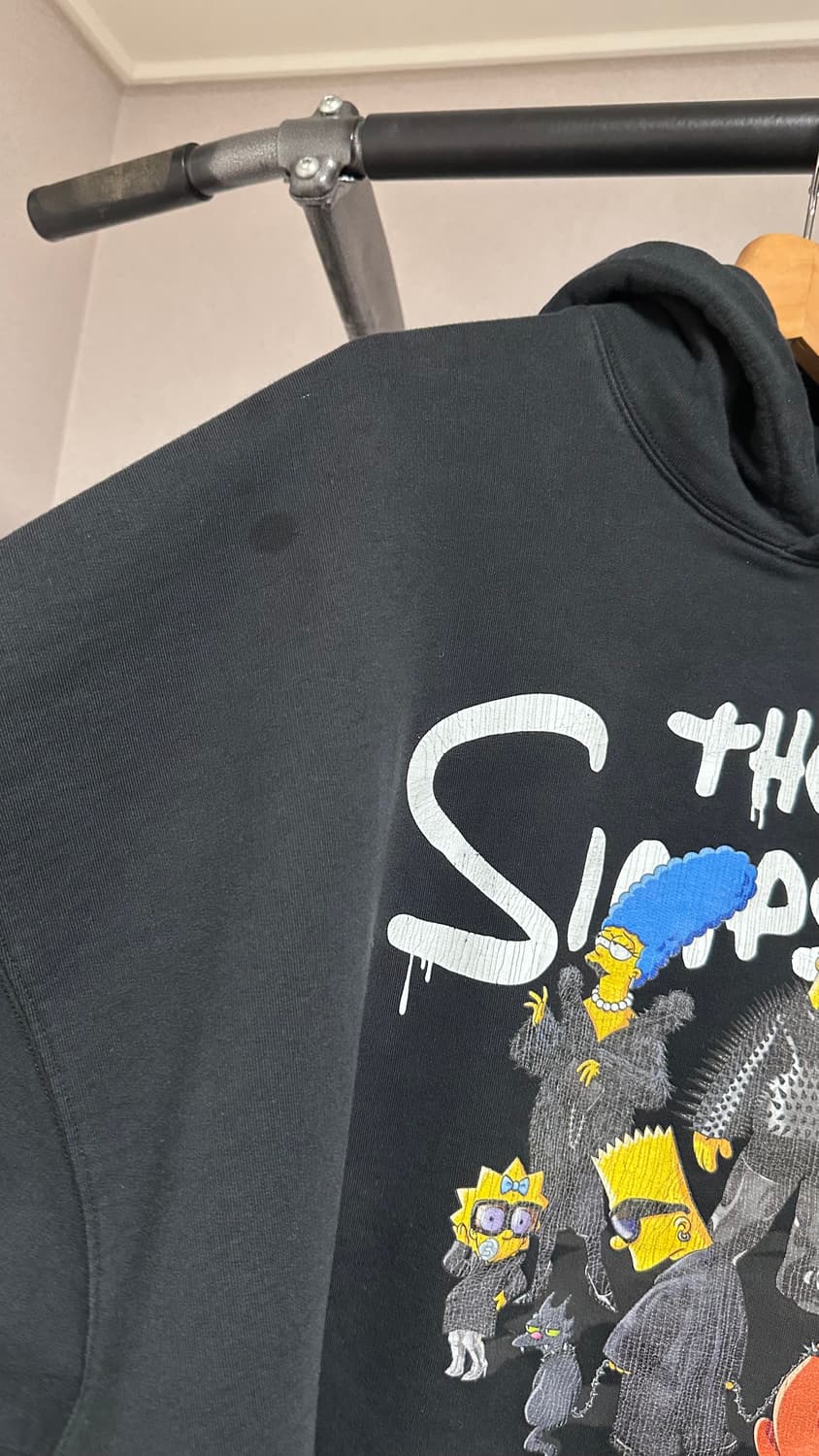 정품 발렌시아가 심슨 20주년 콜라보 크랙 후드티 판매합니다 상품이미지8