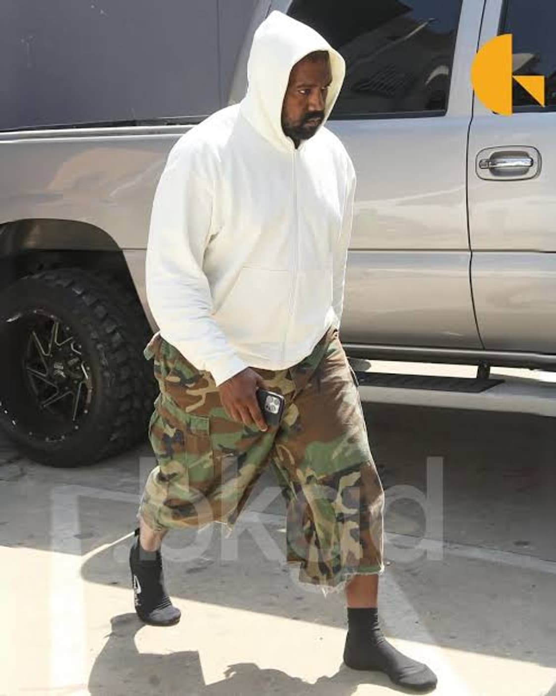 (구매) 러셀 화이트 후드집업 m-l 사이즈 상품이미지1