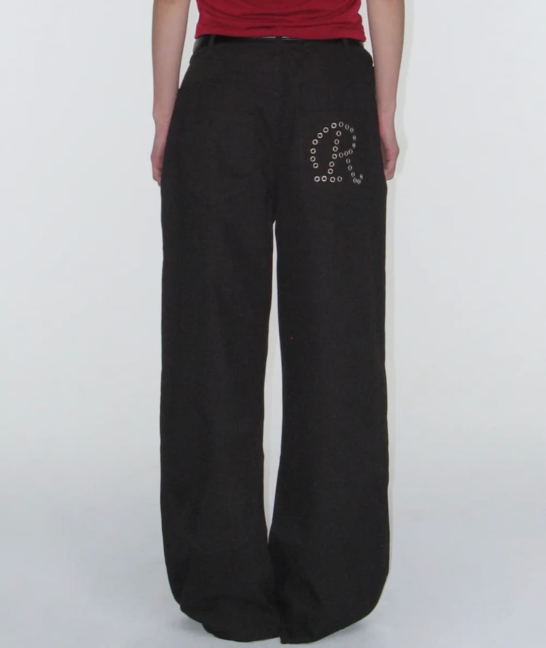 Eyelet R Pocket curved pants - black 상품이미지2