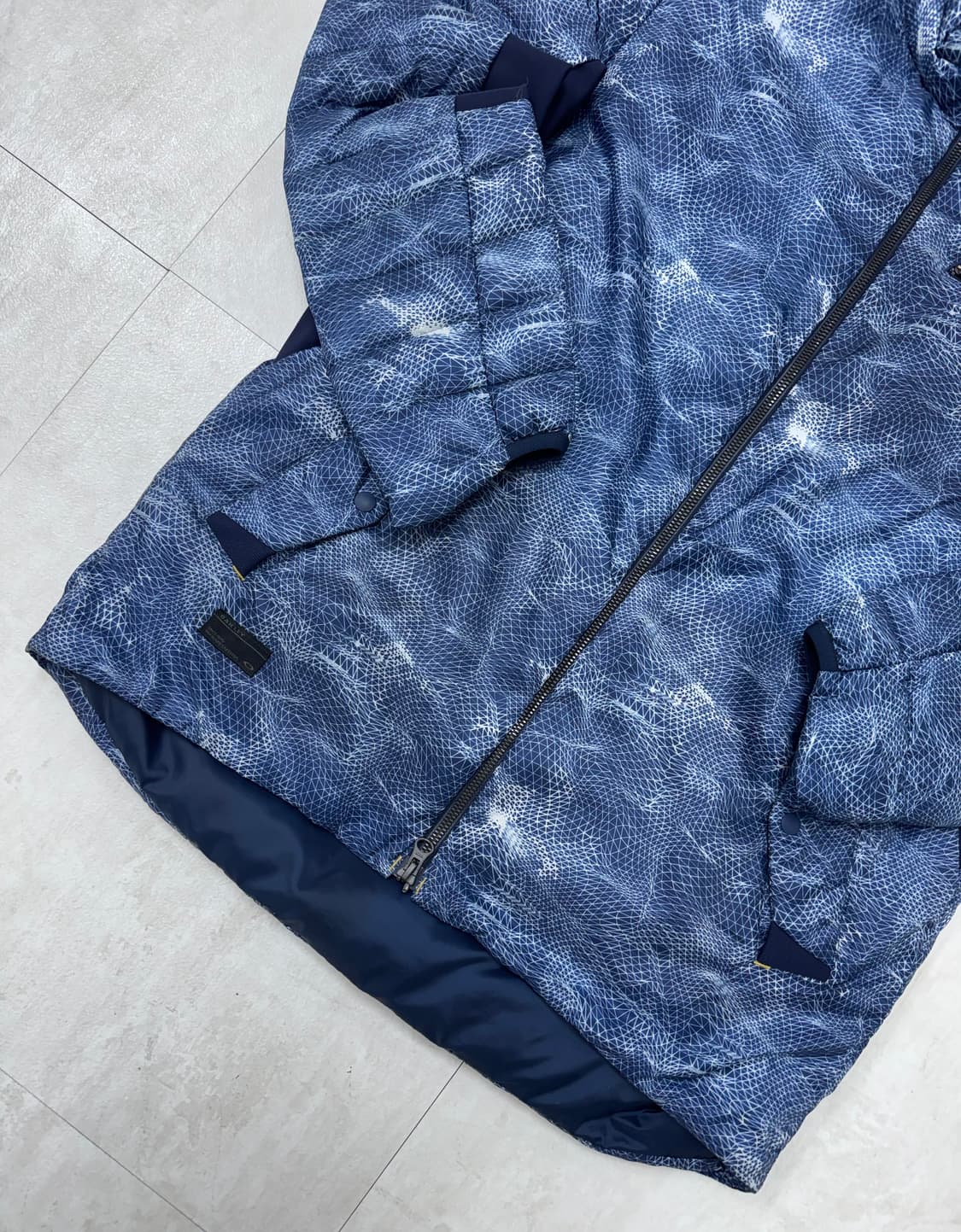 •OAKLEY 스컬 로고 경량 패딩 자켓 상품이미지3