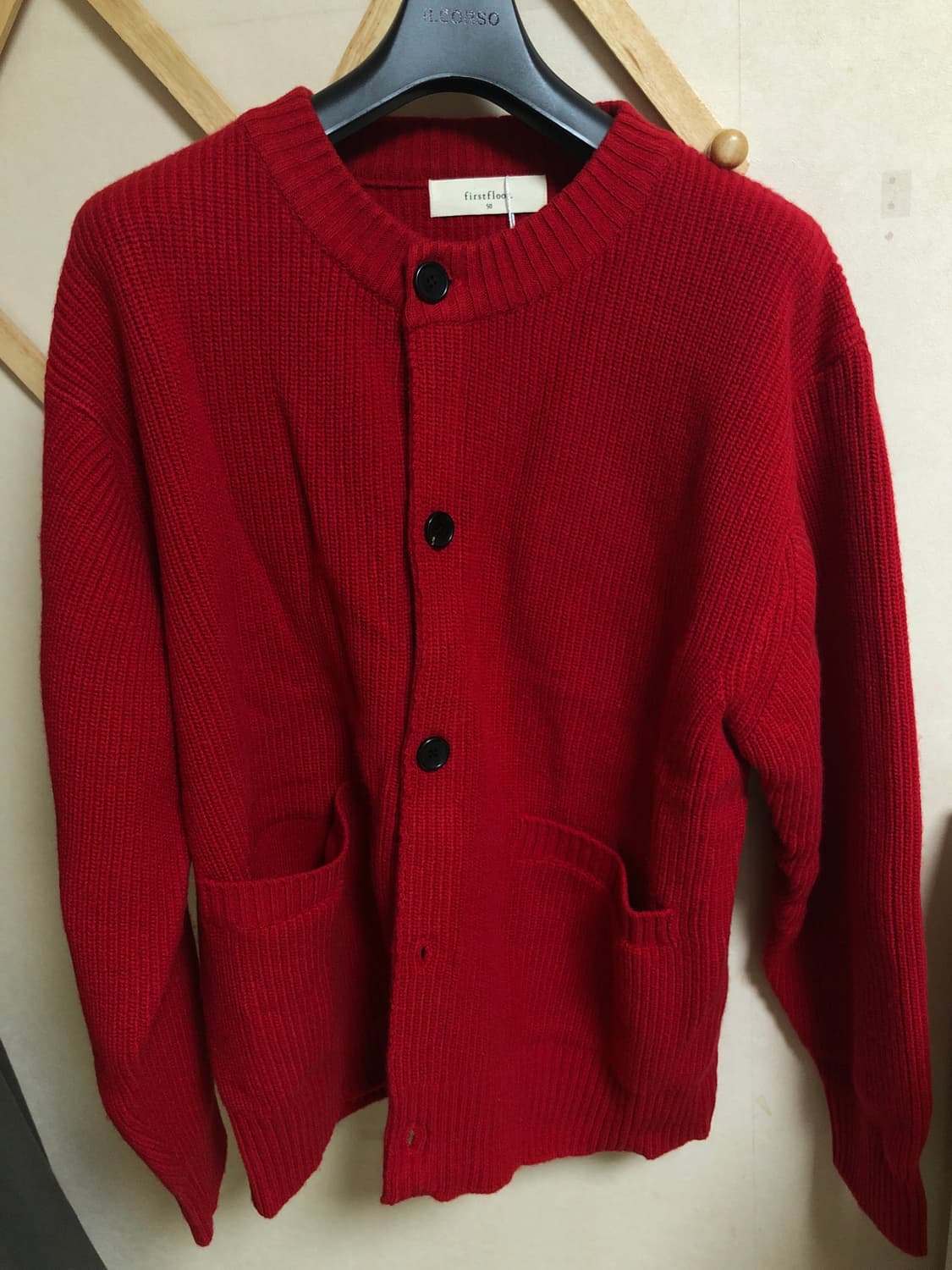 [새상품] 퍼스트 플로어 라운드넥 가디건 비비드 레드 50 사이즈 상품이미지1