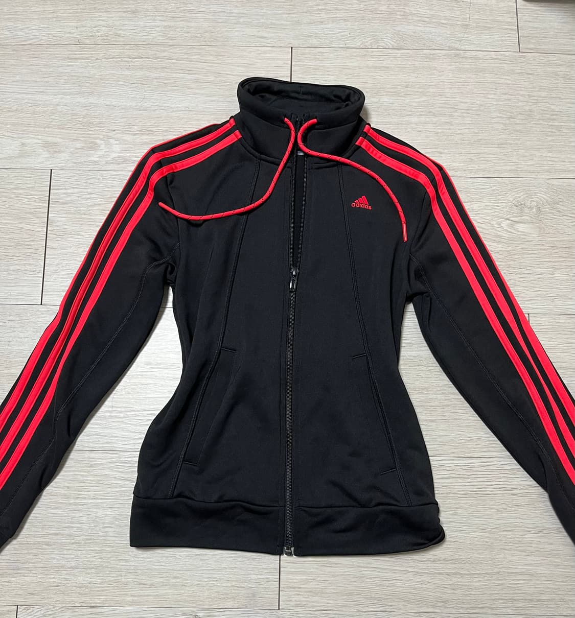 딱붙핏 검빨 아디다스 져지 상품이미지1