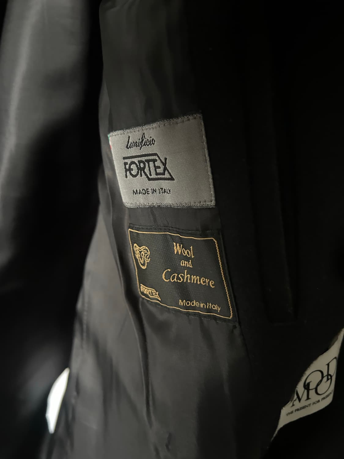 LMood 엘무드 블랙 더블 코트 46사이즈 상품이미지2