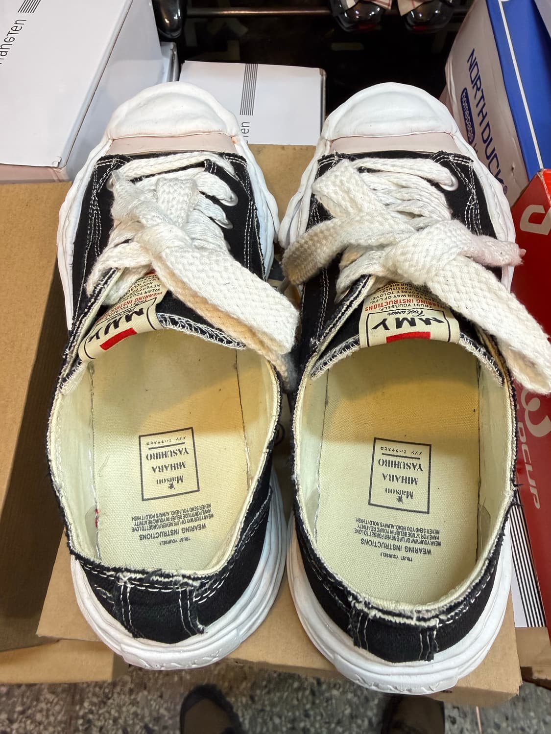 (44) 메종 미하라 야스히로 행크 OG 솔 캔버스 로우탑 스니커즈 블랙 상품이미지2