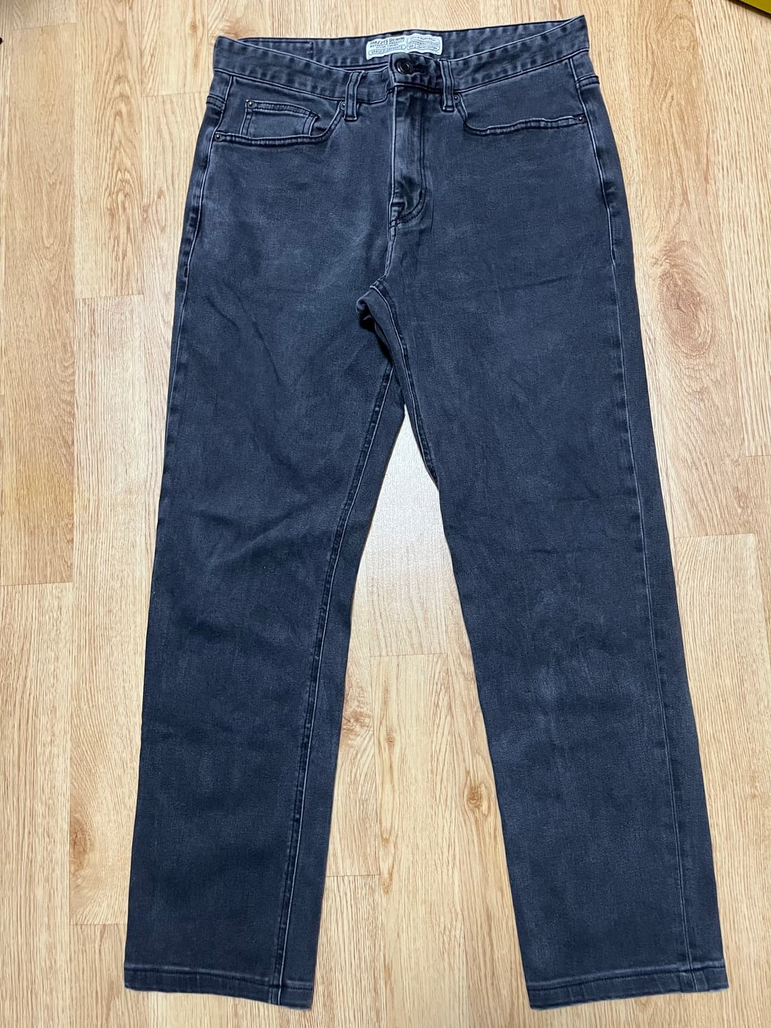 헤지스  블랙 워싱 데님 팬츠 상품이미지1