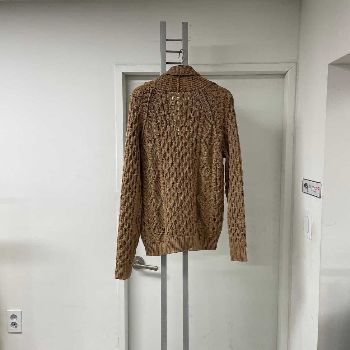 디스퀘어드2 숄카라 가디건 베이지 M  상품이미지7