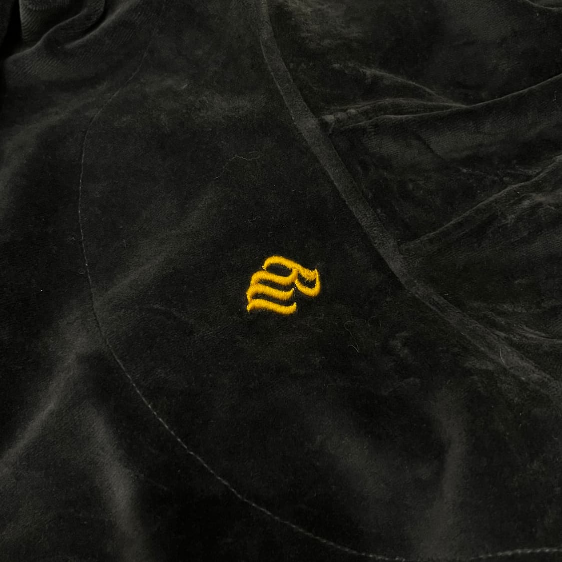 Roca wear 로카웨어 벨벳 후드 집업  상품이미지8