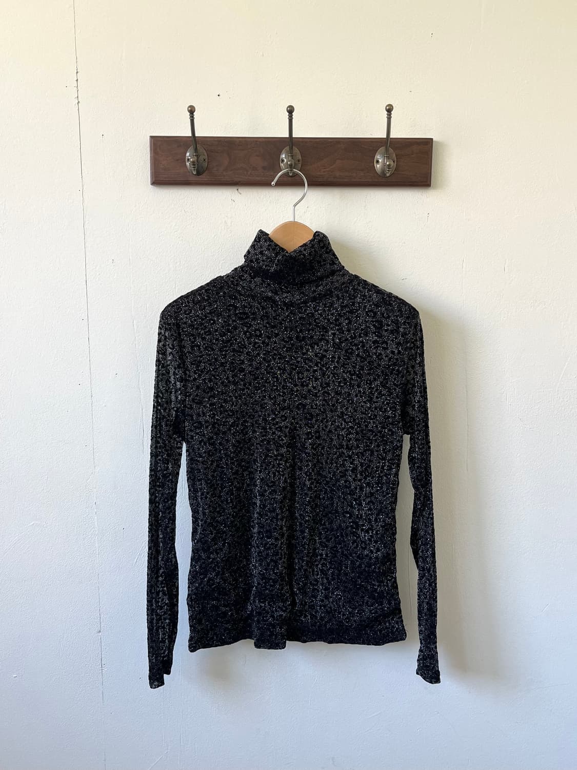 buffer 레오파드 터틀넥 상품이미지1