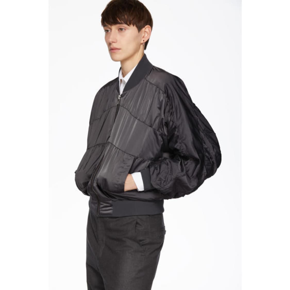 랜덤 아이덴티티 봄버 자켓 상품이미지6