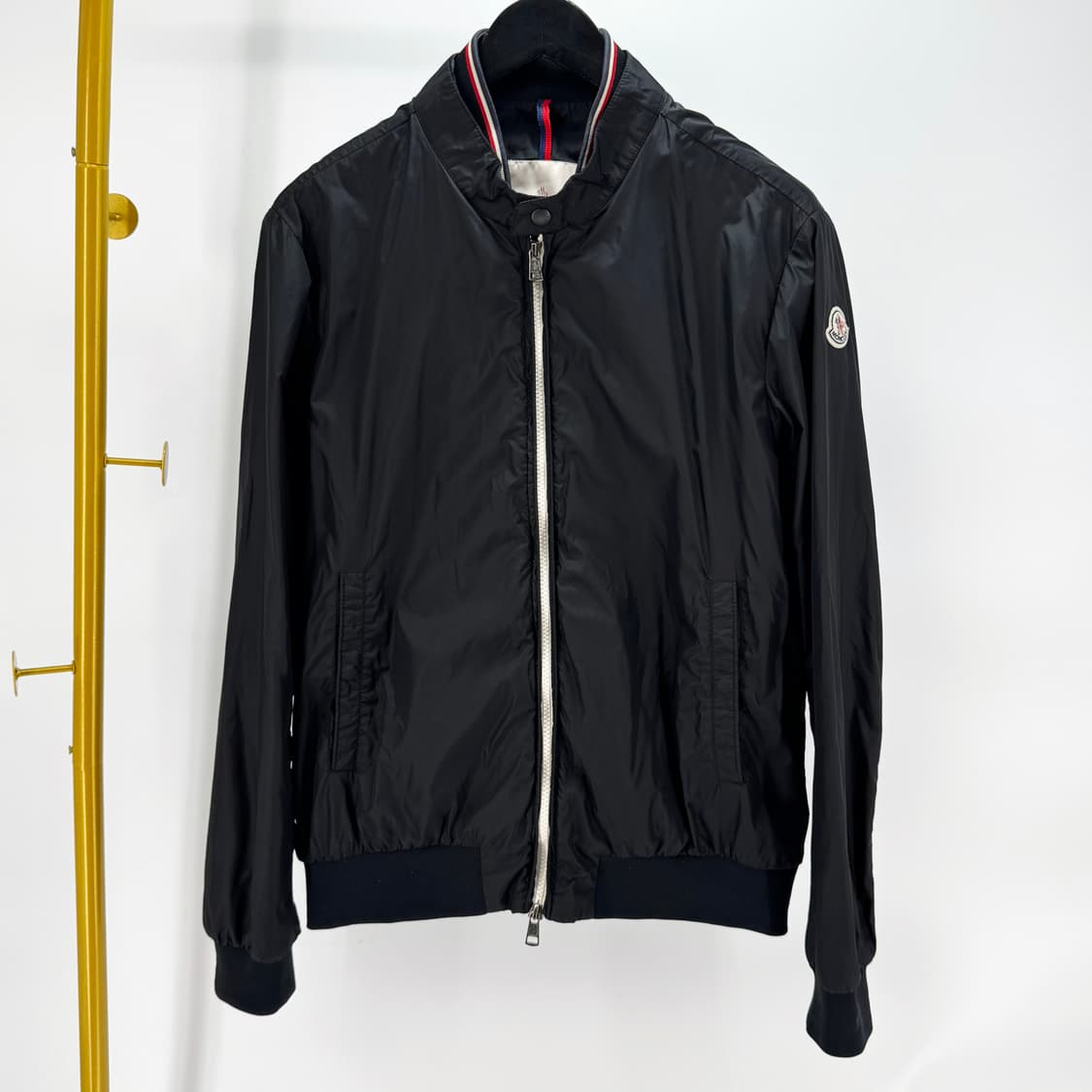 [4사이즈] 몽클레어 바람막이 집업 자켓 블랙 상품이미지3