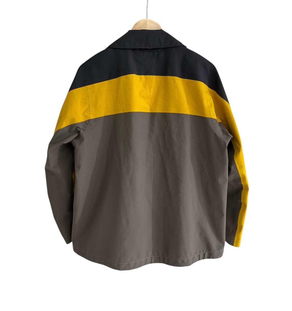 프라다 스포츠 2000‘s 레드탭 고어텍스 자켓 상품이미지2