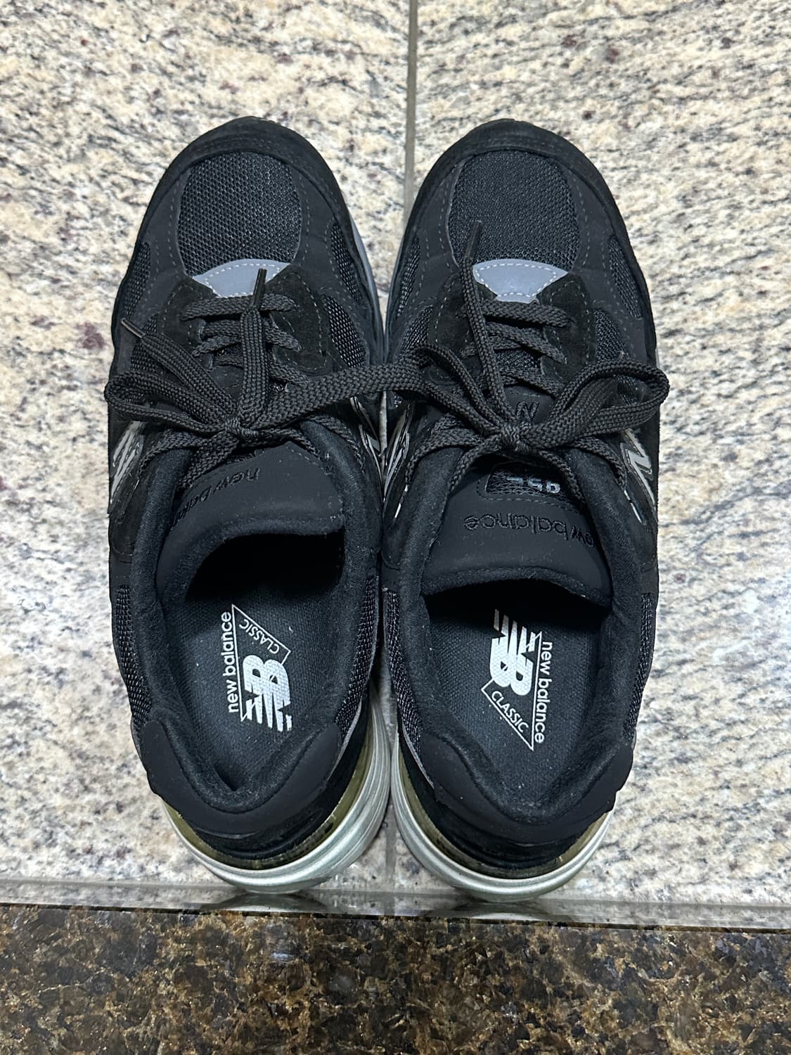 뉴발란스 992 블랙 상품이미지4