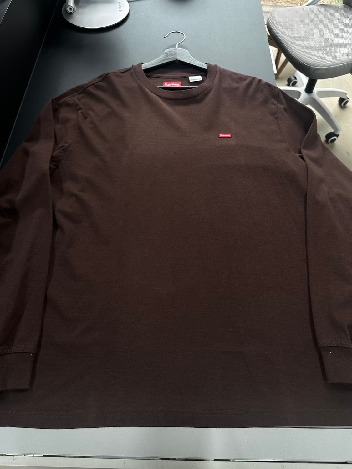 슈프림 22FW 스몰박스 크루넥 롱슬리브 브라운 상품이미지4