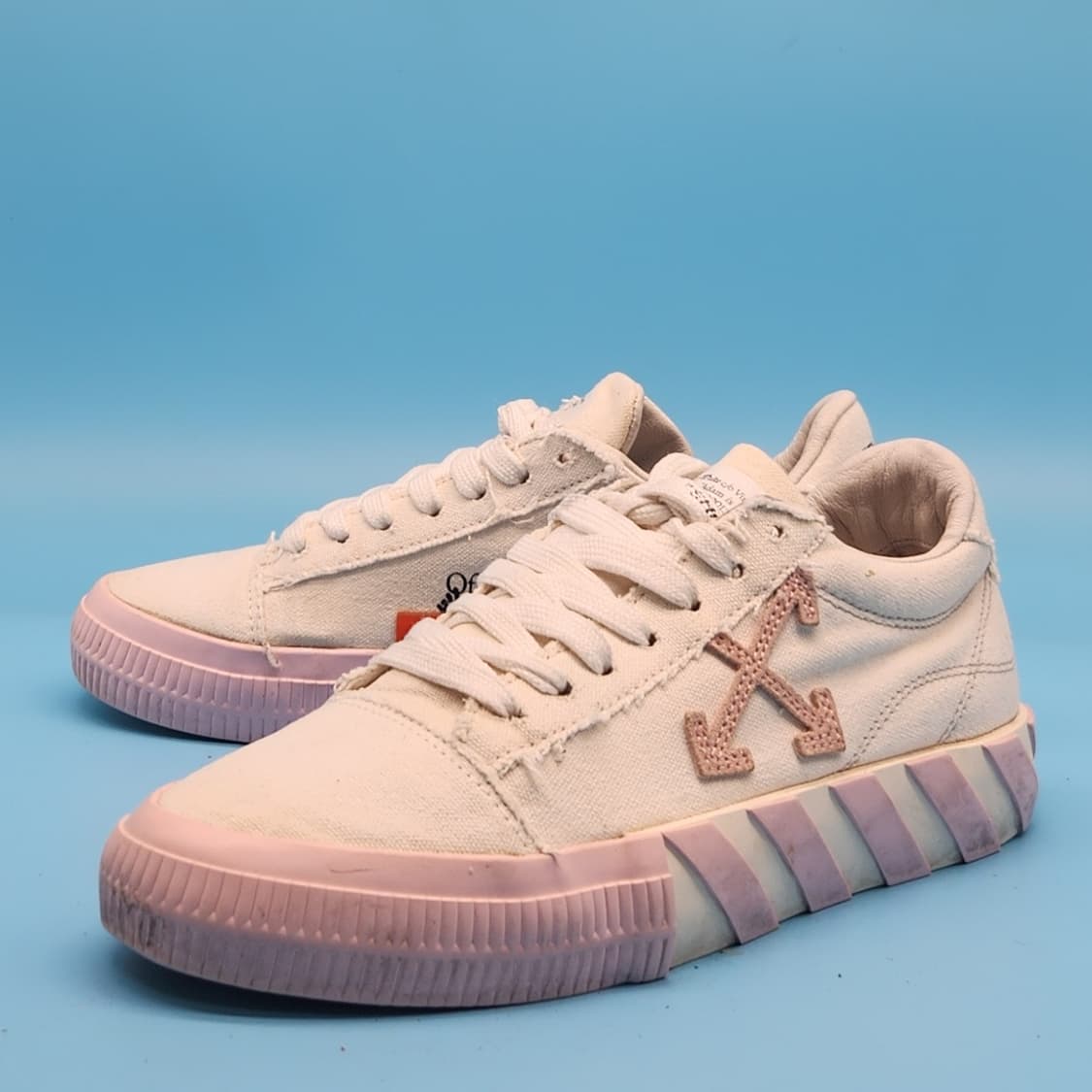 h 오프화이트 벌커나이즈 운동화 38 240 상품이미지1