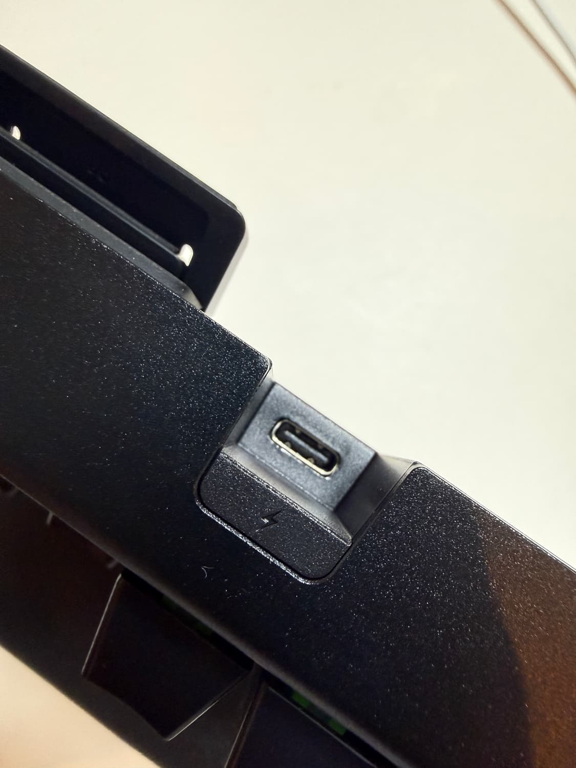 레이저 BlackWidow V4 블랙 색상 유선 키보드 블랙 거의새거 상품이미지7