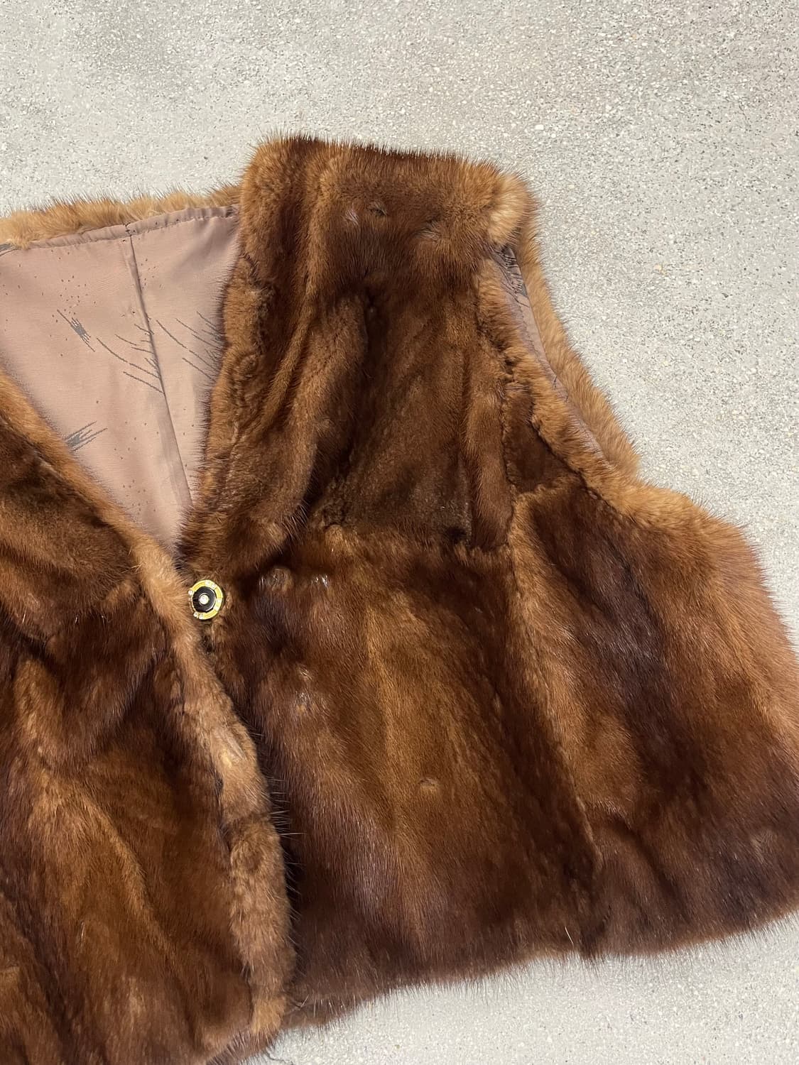 브라운 원단추 퍼조끼 상품이미지2