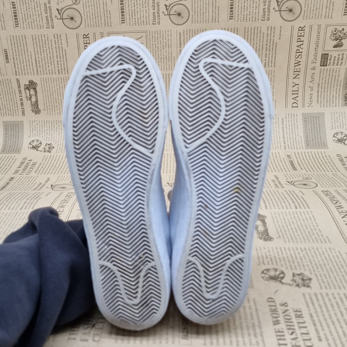 나이키 X 프라그먼트 에어줌 테니스 240 상품이미지3