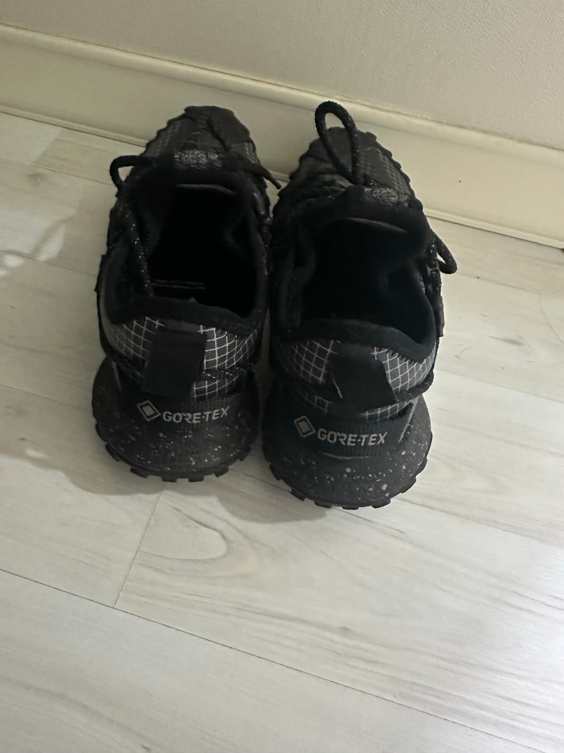 나이키 acg 마운틴플라이 고어택스 240 상품이미지4