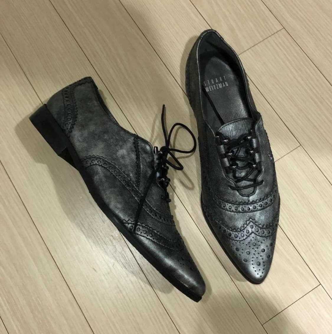 225 칼발 230 새상품 스튜어트와이트먼 포인티드토 레이스업 로퍼 구두 상품이미지5