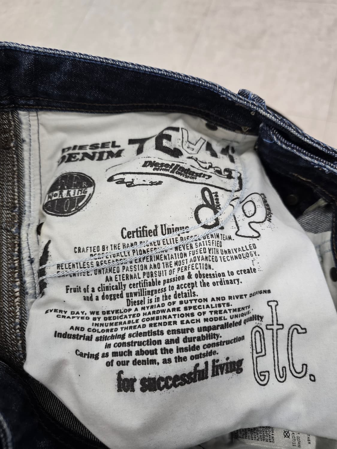 디젤  남자 청바지.   싸이즈 30 상품이미지8