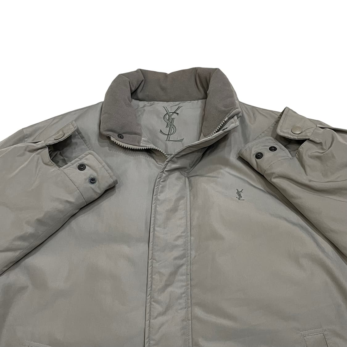 YSL 입생로랑 오트밀 베이지 빅로고 패딩 상품이미지4