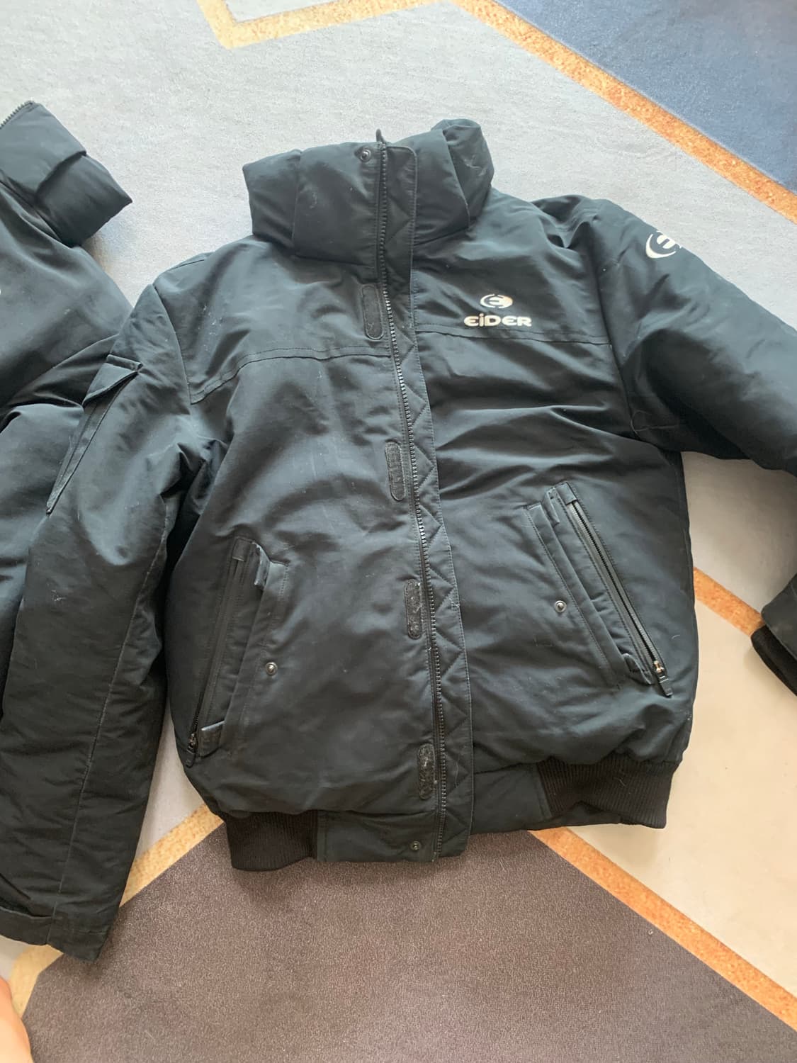 아이더 패딩 남자s 2개 상품이미지3