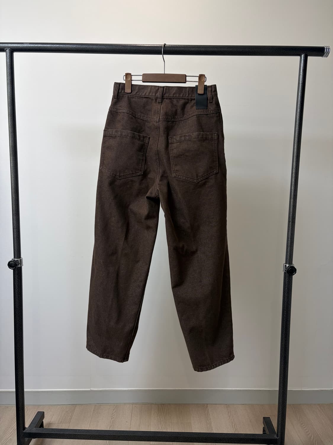 (48) Noirer 노이어 브라운 턱 코튼 팬츠 상품이미지3