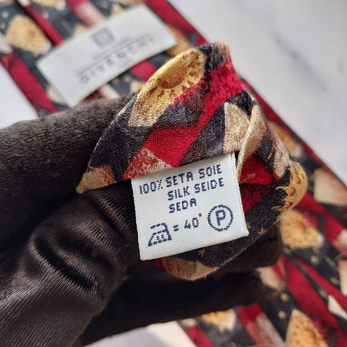 지방시 실크 블랙 패턴 넥타이 9.7cm A+등급 k2010
 상품이미지10