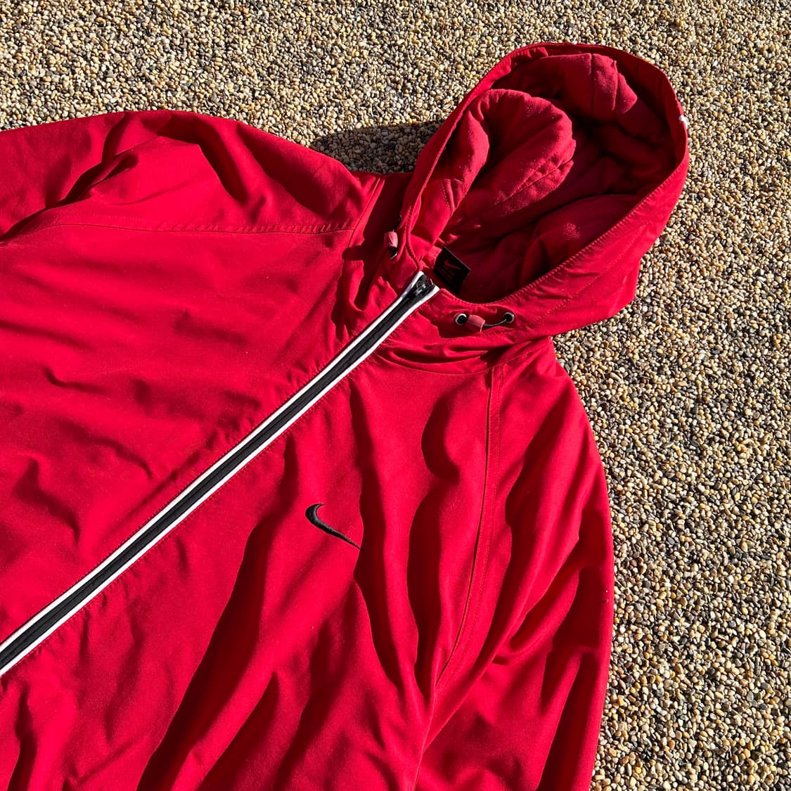 나이키(NIKE)레드 패딩 점퍼 상품이미지2