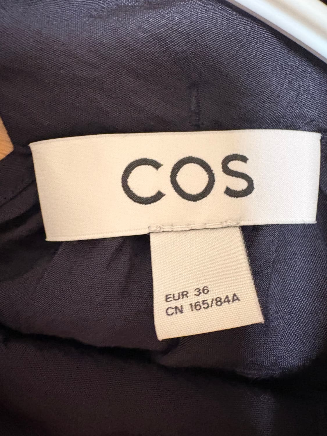 COS 코스 플로티 홀터넥 네이비 36 상품이미지3
