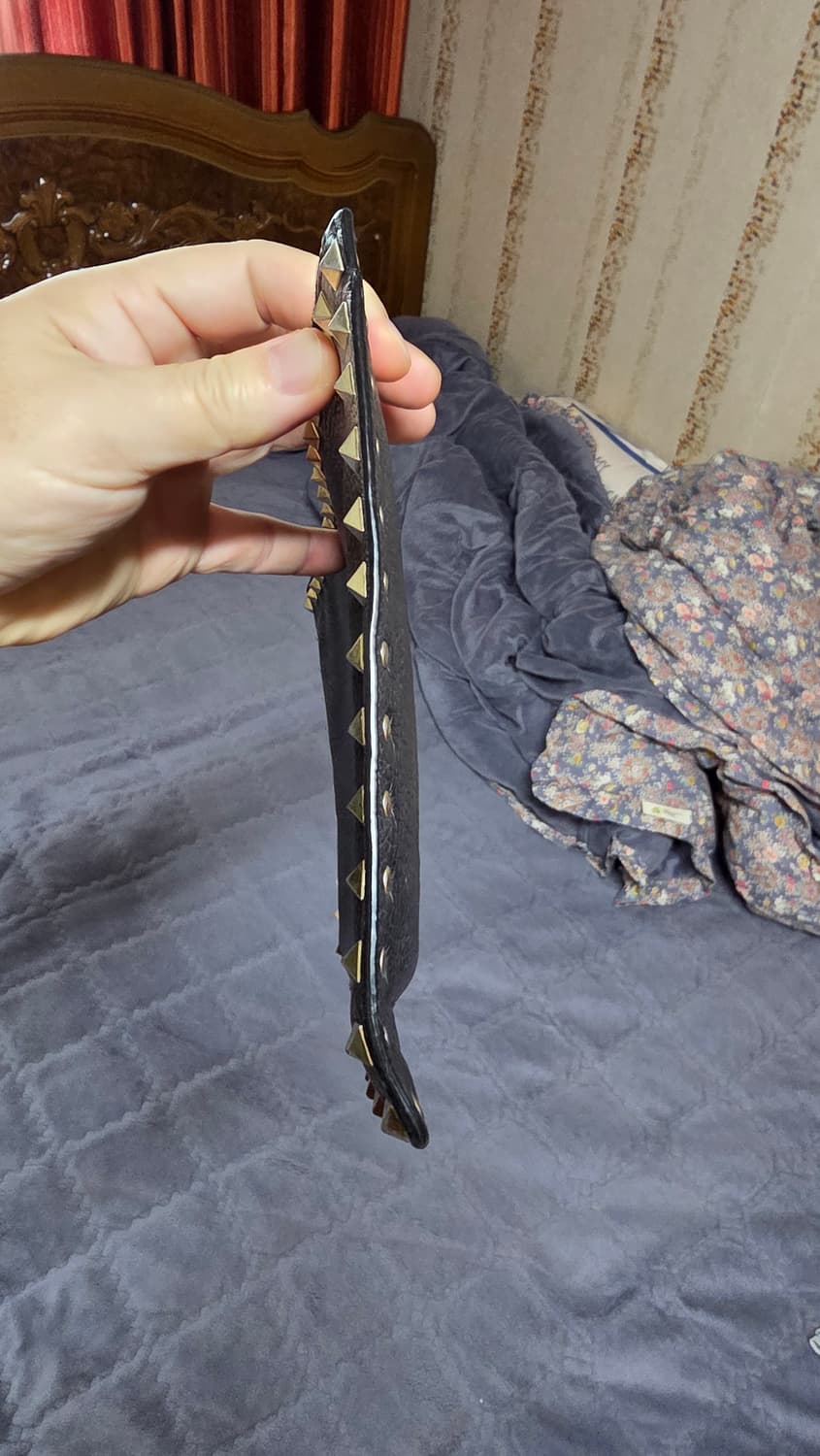 (정품) 발렌티노 락스터드 클러치/남녀공용/검정/개인 상품이미지10