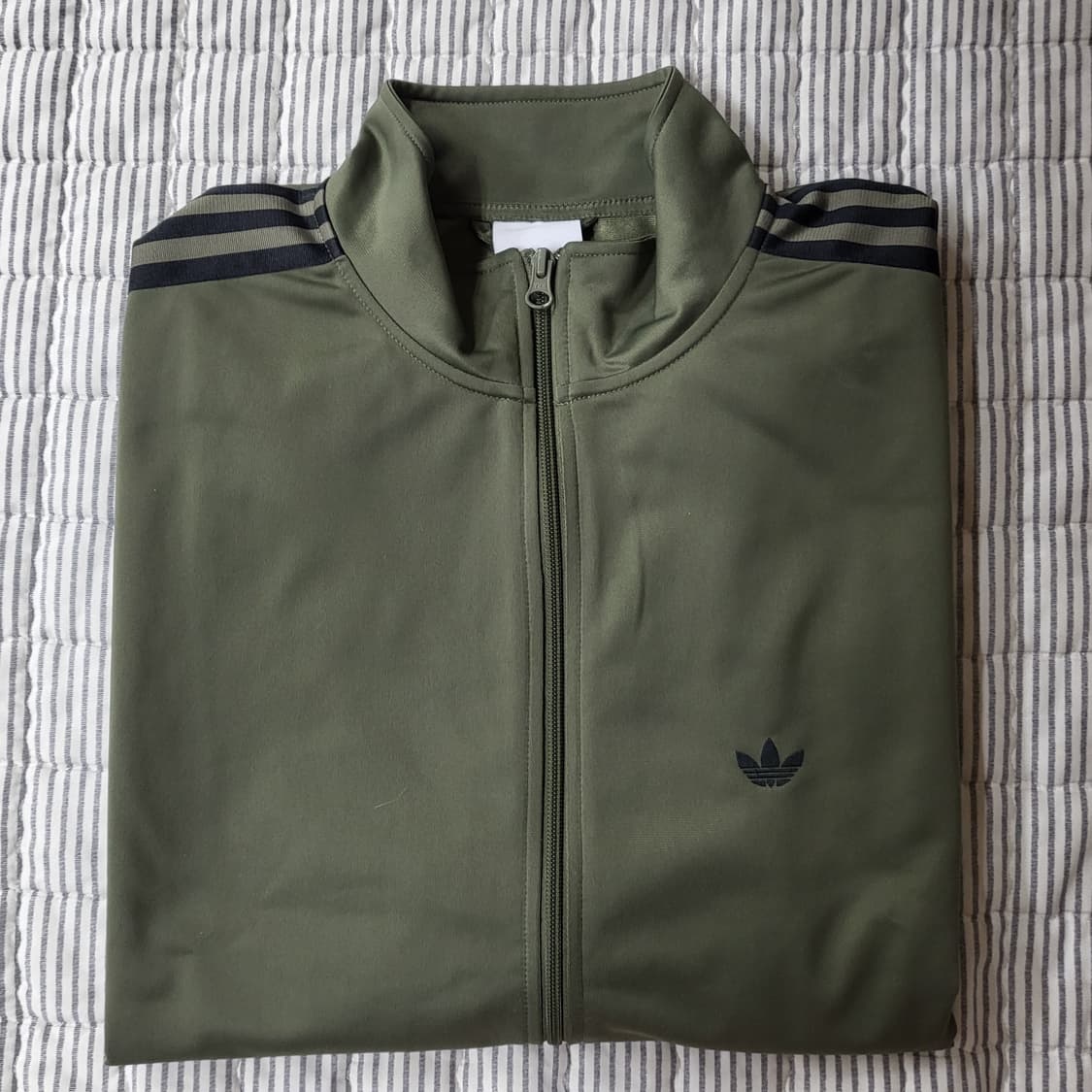 아디다스 BB 트랙탑 젠더 뉴트럴 올리브 상품이미지2