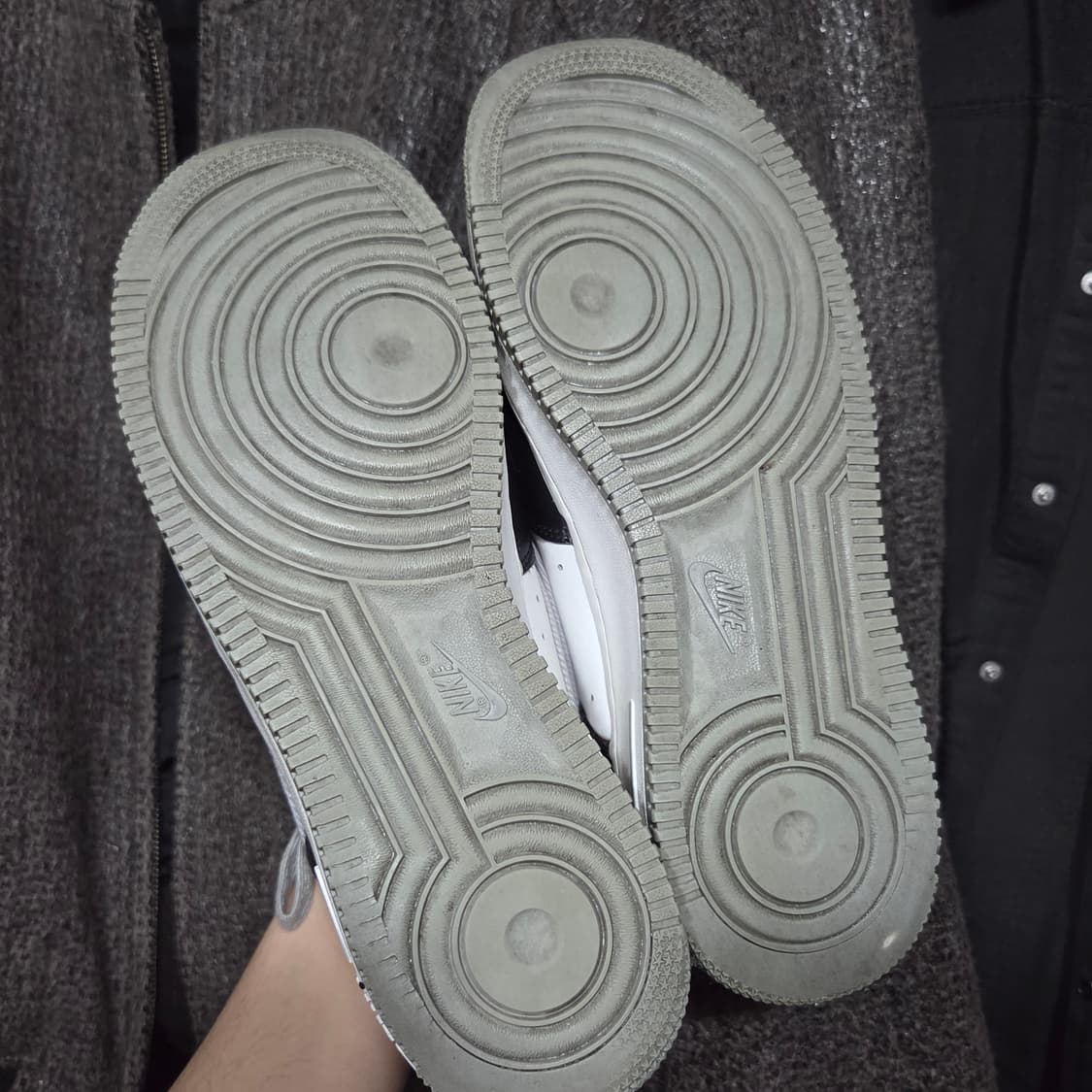 (270) 나이키 에어포스 1 '07 LV8 EMB 블랙 실버 상품이미지10