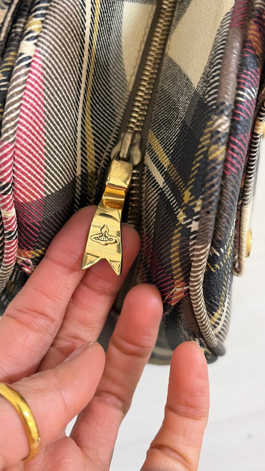  비비안웨스트우드 하트 야스민 토트백 정품  상품이미지3