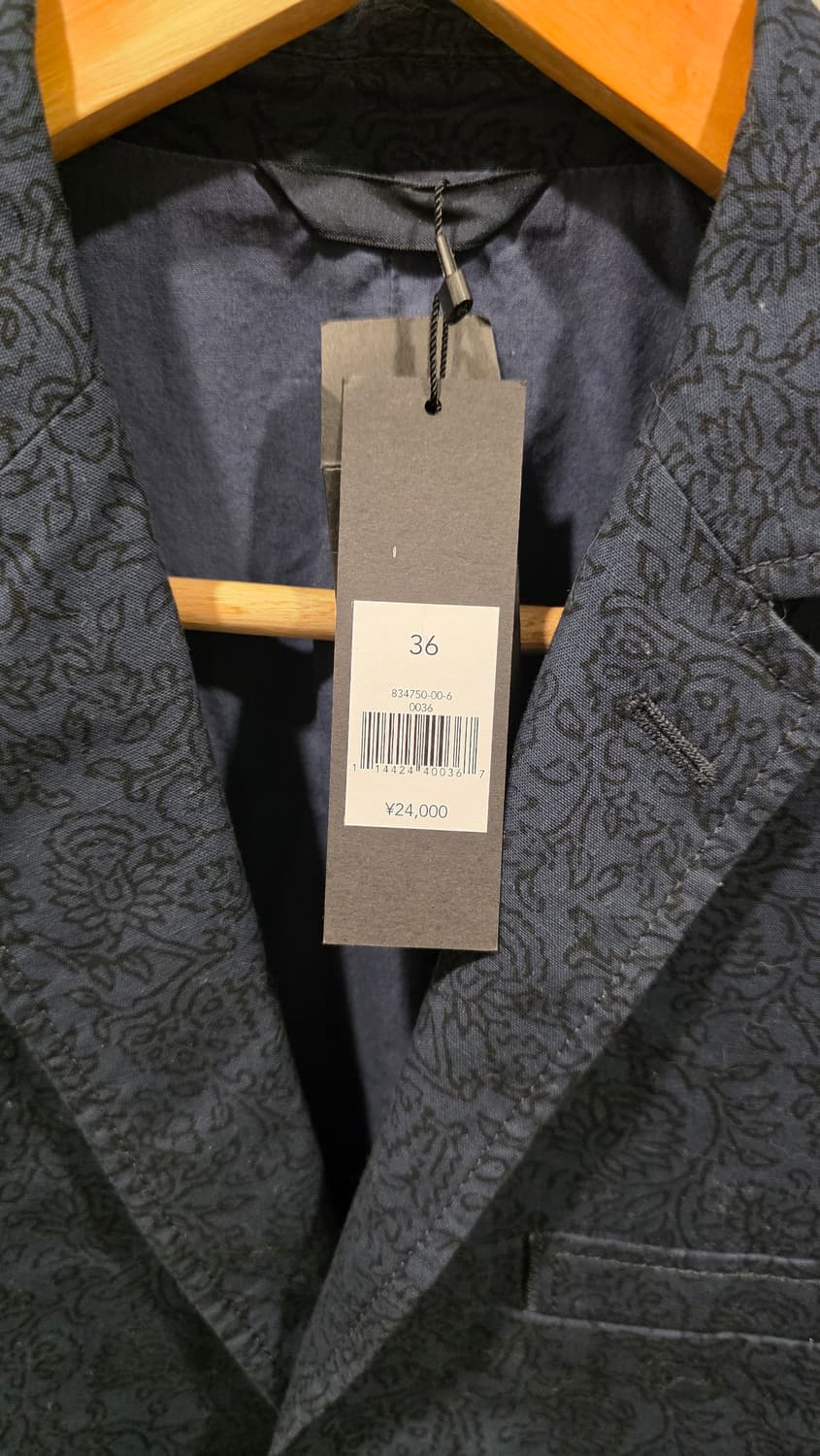 바나나 리퍼블릭 네이비 패턴 자켓 (새제품) 상품이미지2