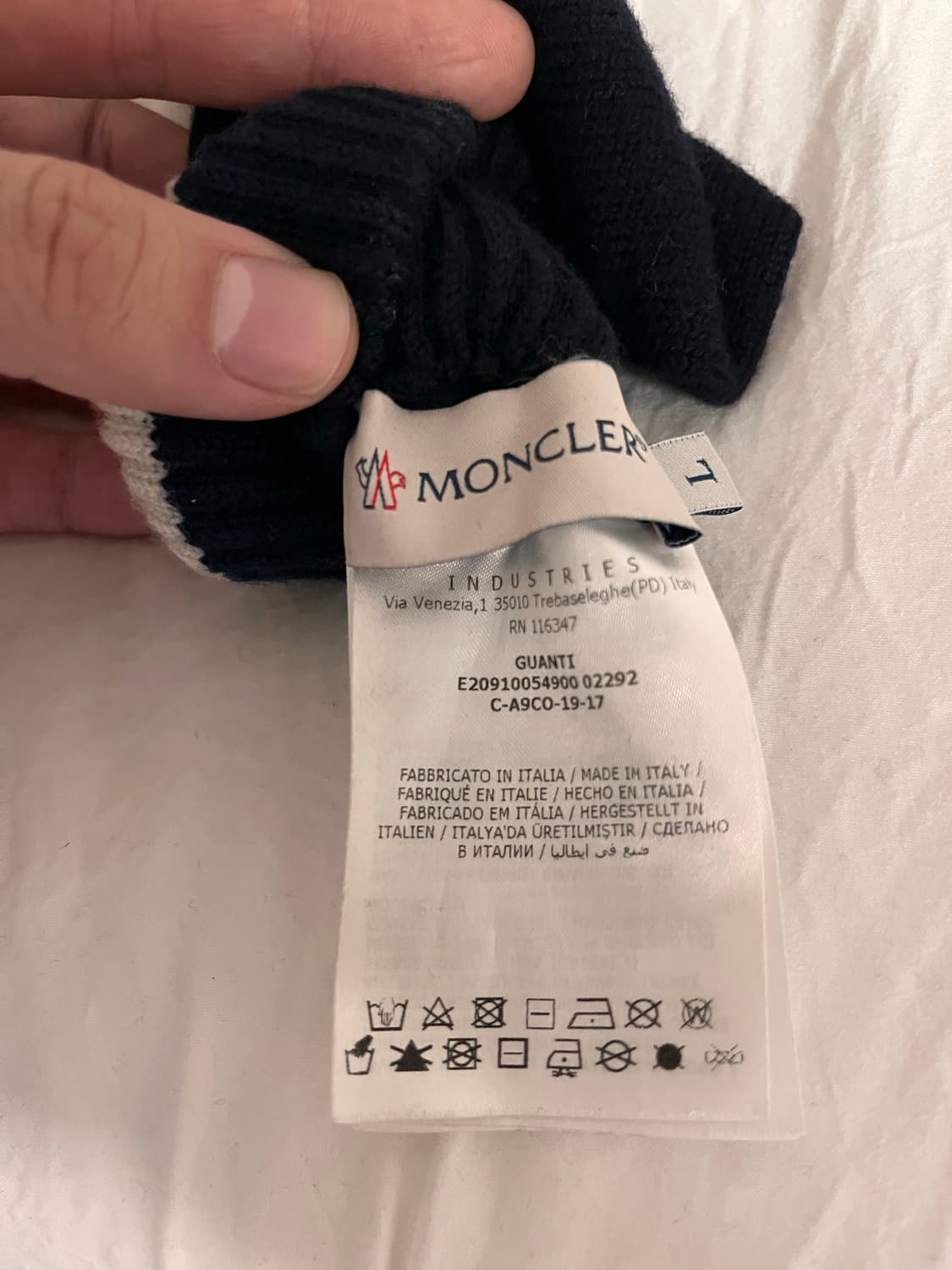 몽클레어 장갑 블랙 상품이미지2